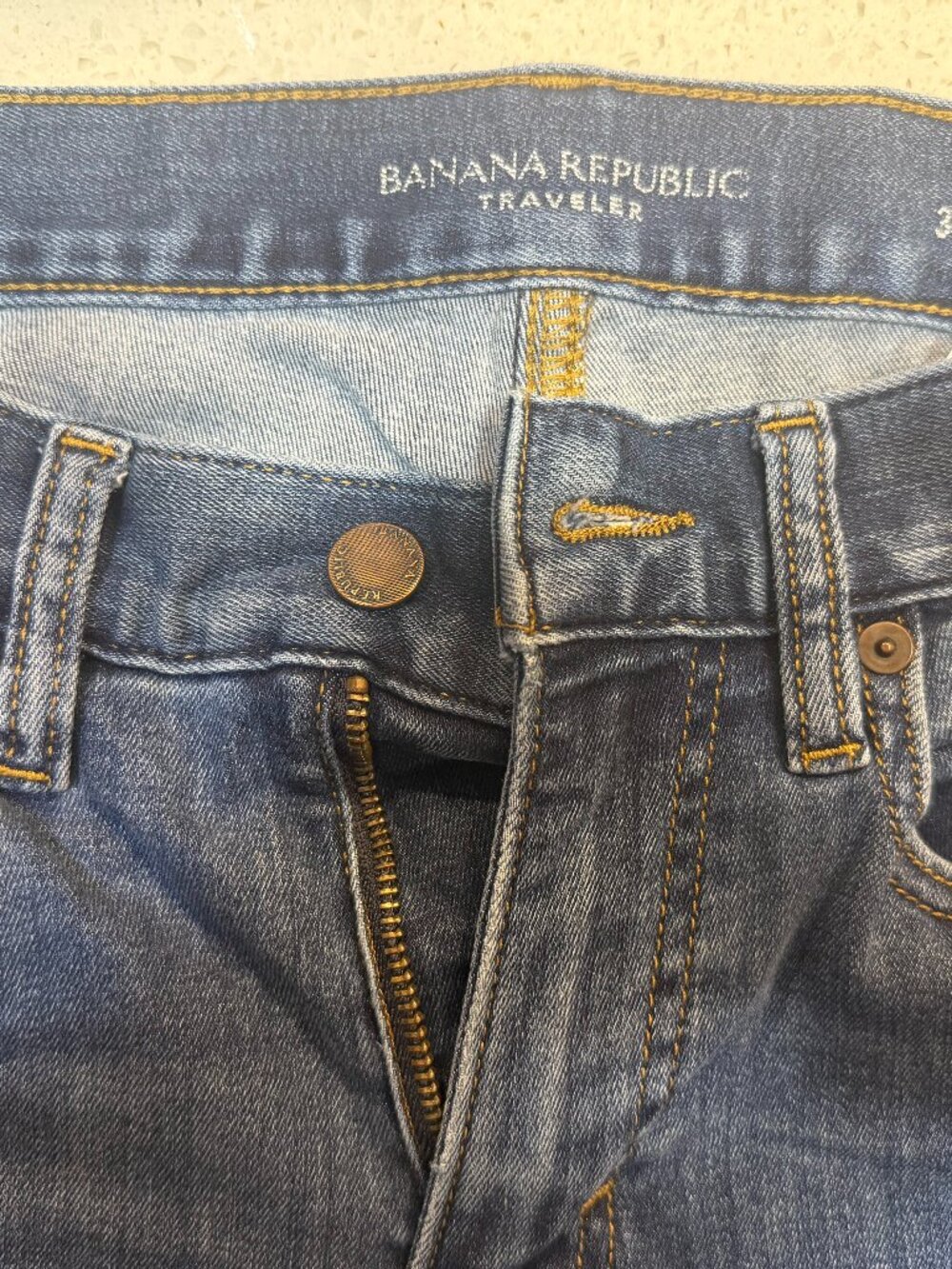 Banana Republic Traveler Slim Fit Jeans 30x30